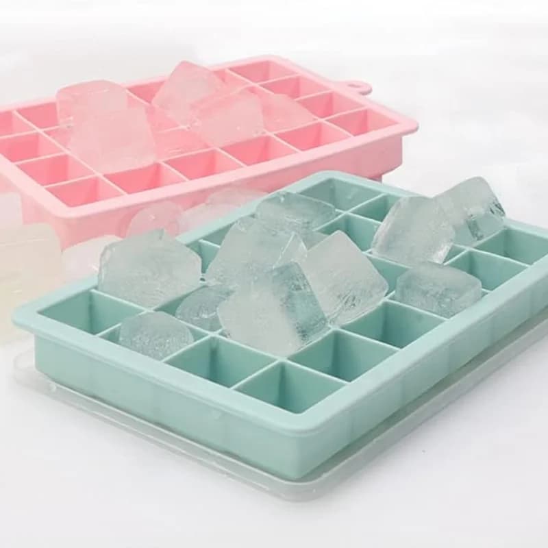 뚜껑이 있는 24칸 정사각형 아이스 큐브 트레이